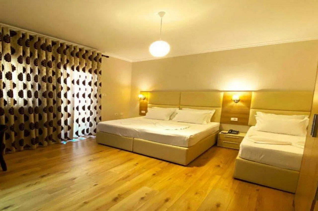 Hotel Vila E Arte City Center Tiran
